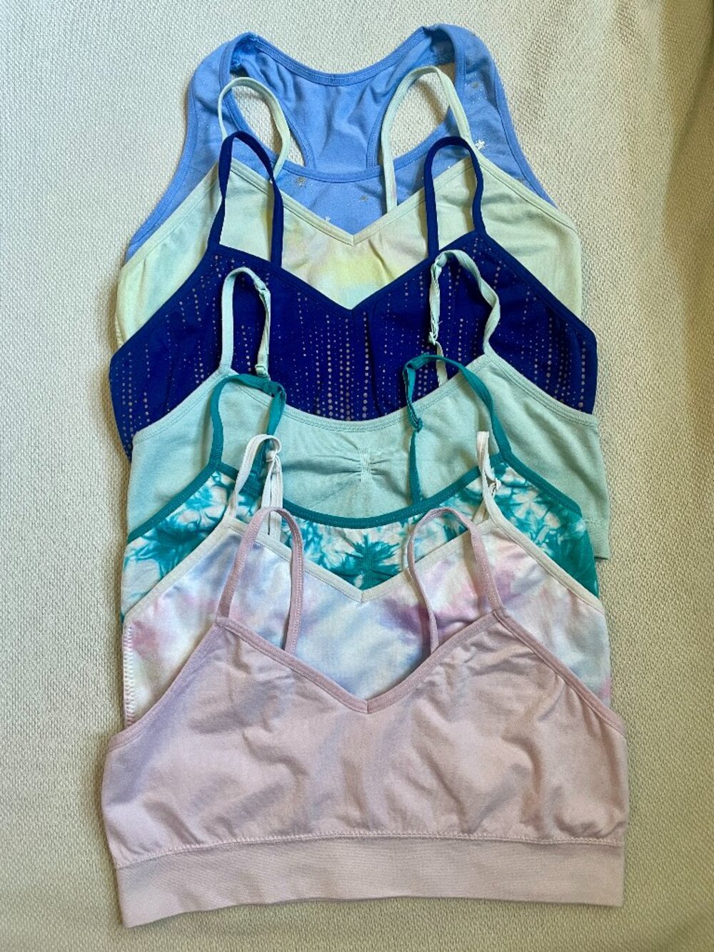 Set of 7 Girl's Seamless Bralettes, Size Girls Large (10-12)